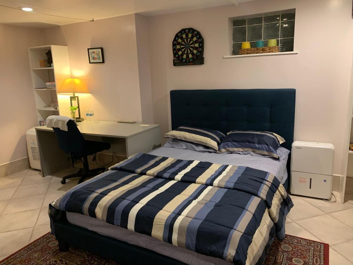 Separate Big Near Jfk And Laguardia Airport * Nueva York